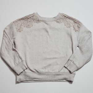 btween Lace-Shoulder Cream Sweater